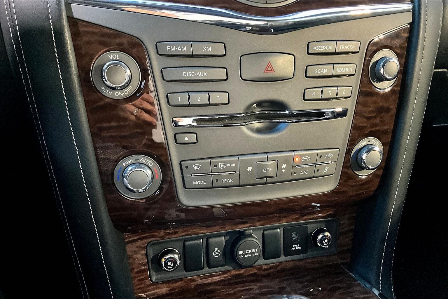 2017 Nissan Armada Platinum