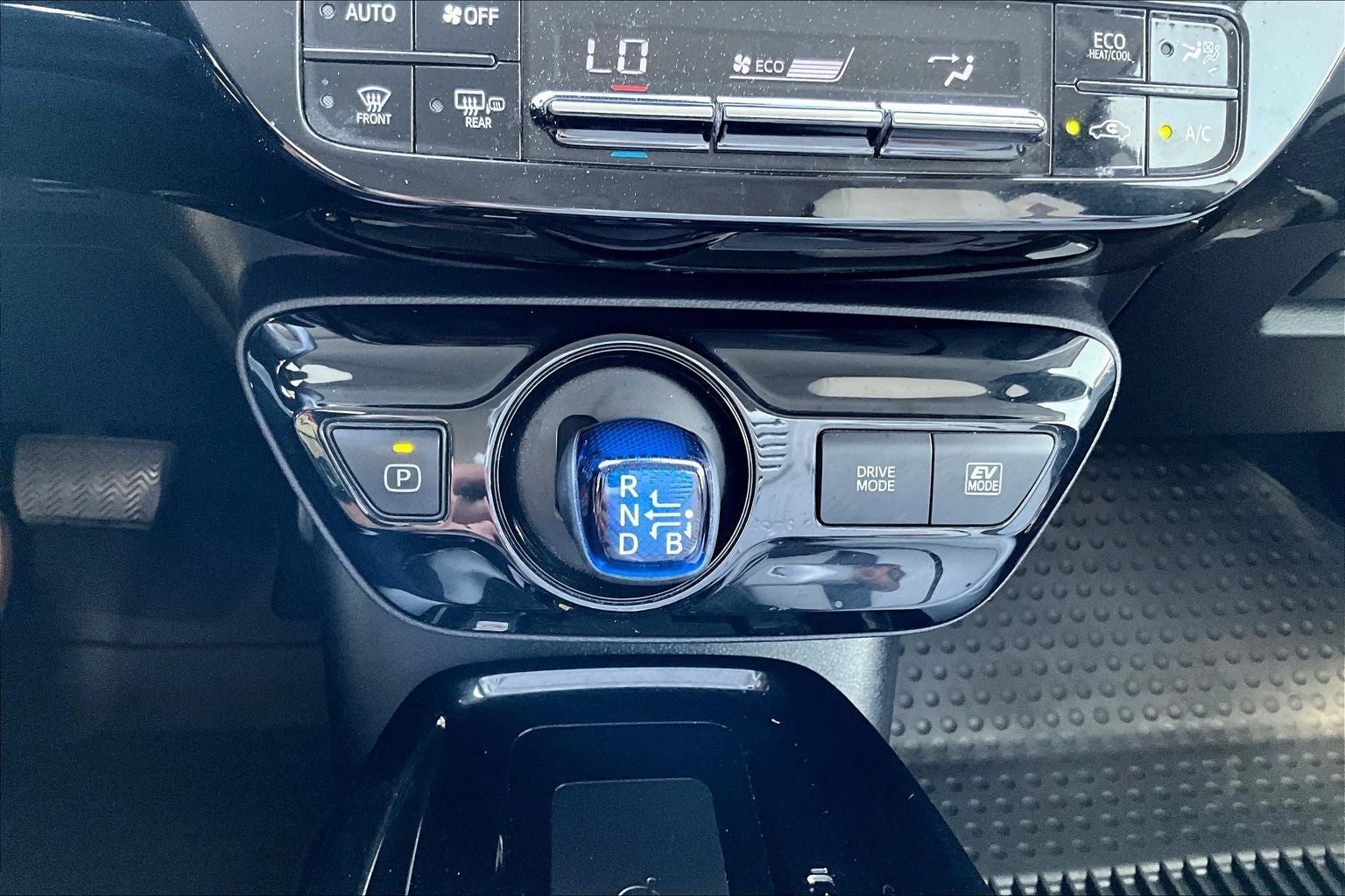 2022 Toyota Prius XLE