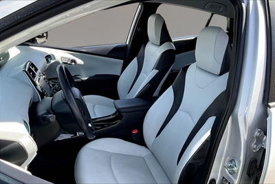 2022 Toyota Prius XLE