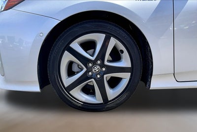 2022 Toyota Prius XLE