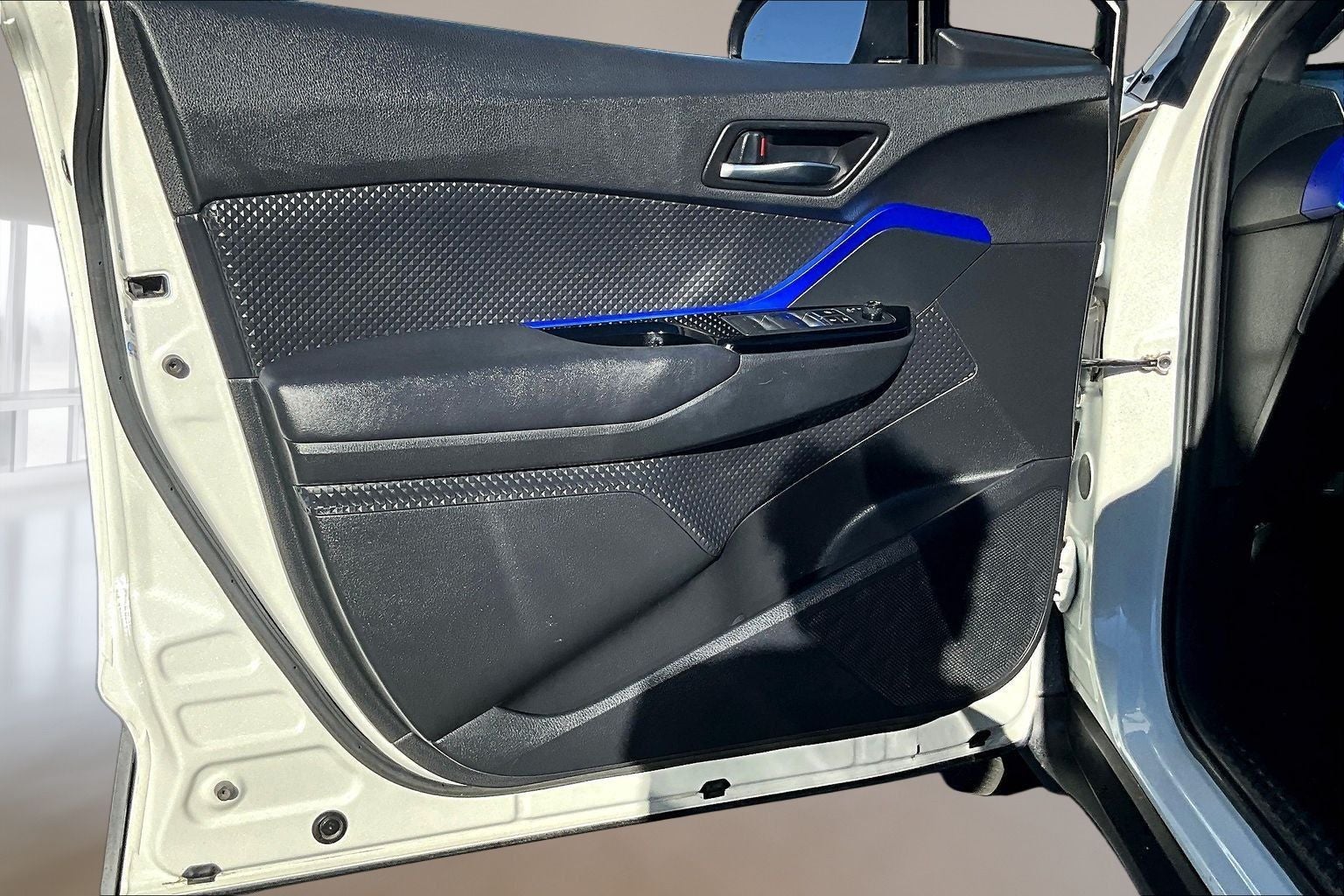 2020 Toyota C-HR XLE