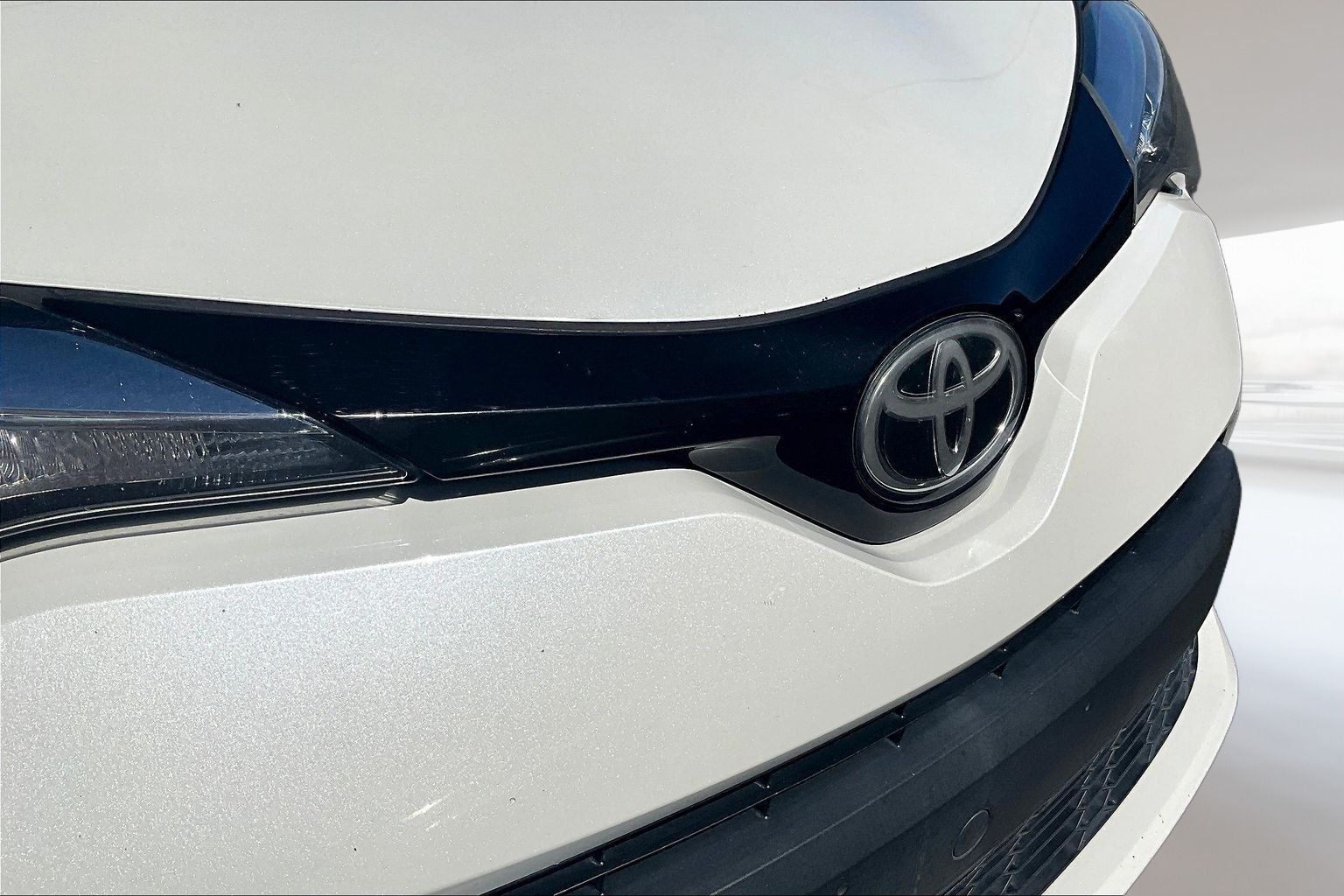 2020 Toyota C-HR XLE