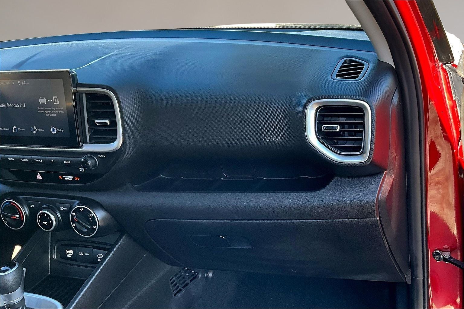 2024 Hyundai Venue SE