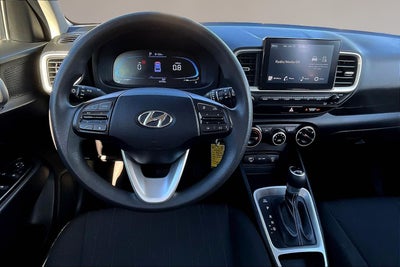2024 Hyundai Venue SE