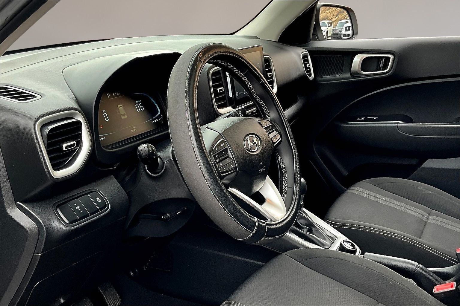 2023 Hyundai Venue SEL