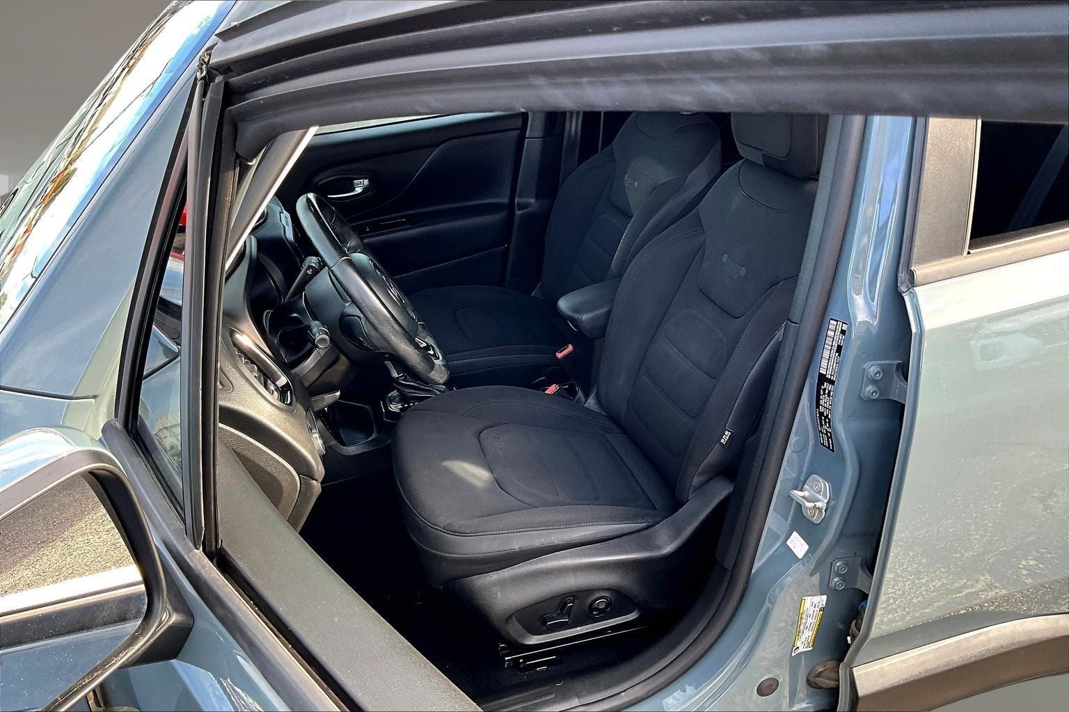 2017 Jeep Renegade Altitude