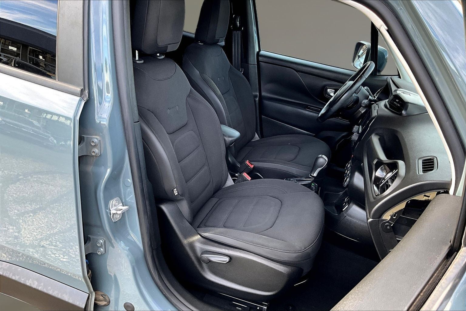 2017 Jeep Renegade Altitude