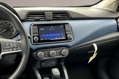 2025 Nissan Versa SV