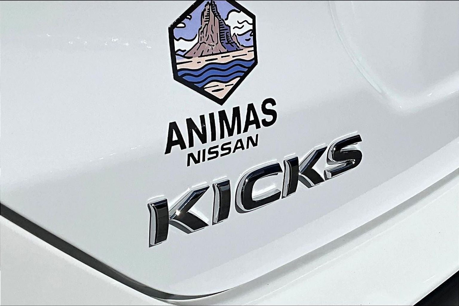 2025 Nissan Kicks Play S