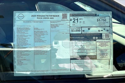 2025 Nissan Pathfinder Rock Creek®