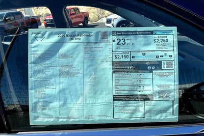 2026 Nissan Pathfinder SL